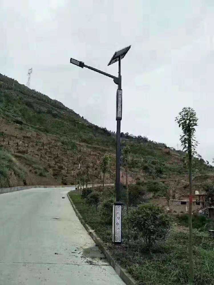 新兴县仿古太阳能路灯